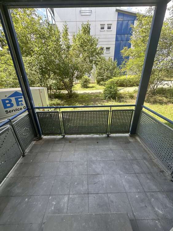 ++ Frisch Sanierte 2-Raumwohnung im blauen Wunder++ 2 zimmer