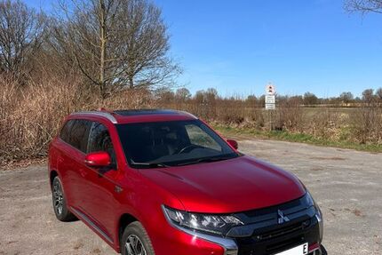 Mitsubishi Outlander 101.000 km 20.999 &euro; Brunsbek 22946