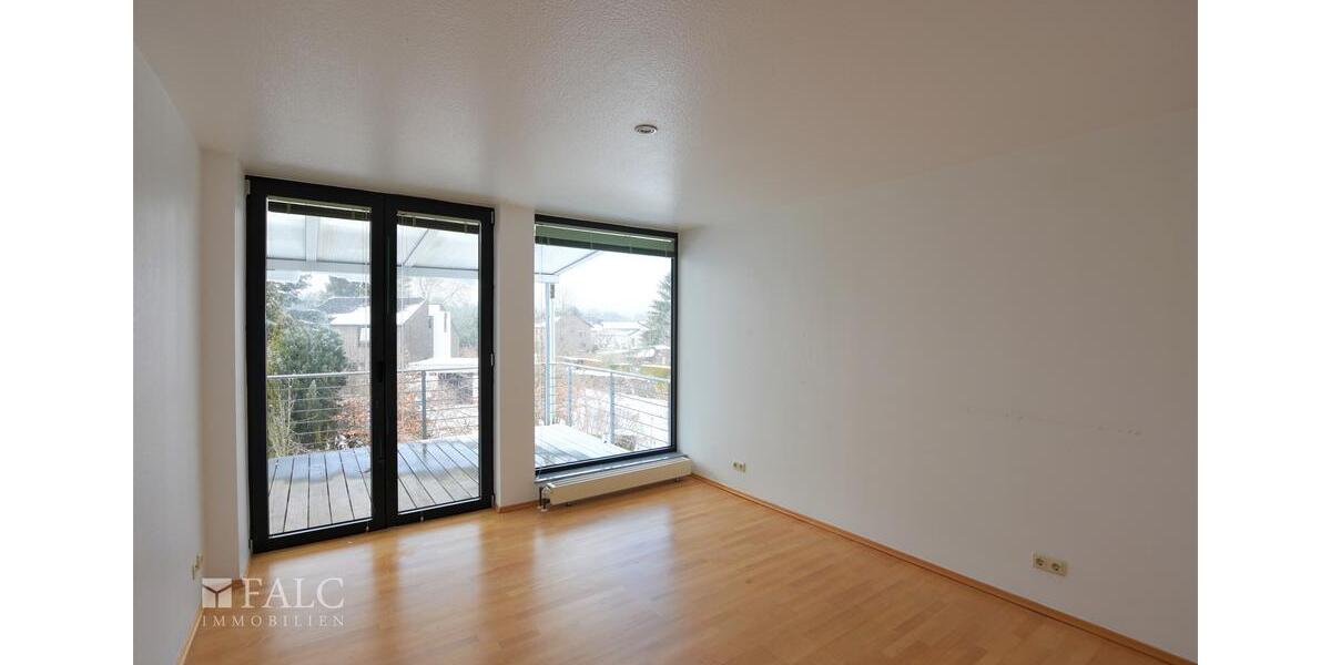 Etagenwohnung Roetgen - 5 Zimmer, 188 m&sup2;, 1.250&euro; | Angebot:24381406