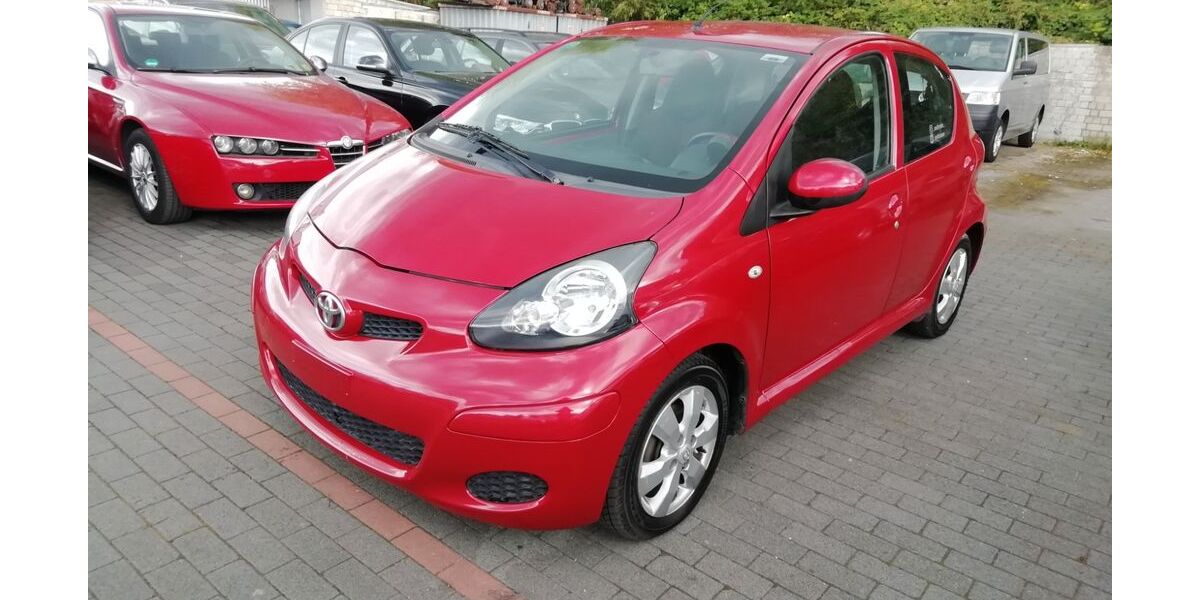 Toyota Aygo (X) 187.133 km 2.490 &euro; Essen 45309