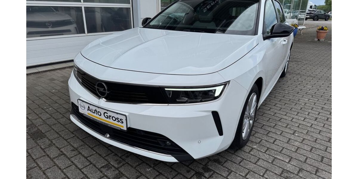 Opel Astra 24.400 km 17.990 &euro; Gelnhausen-Hailer 63571