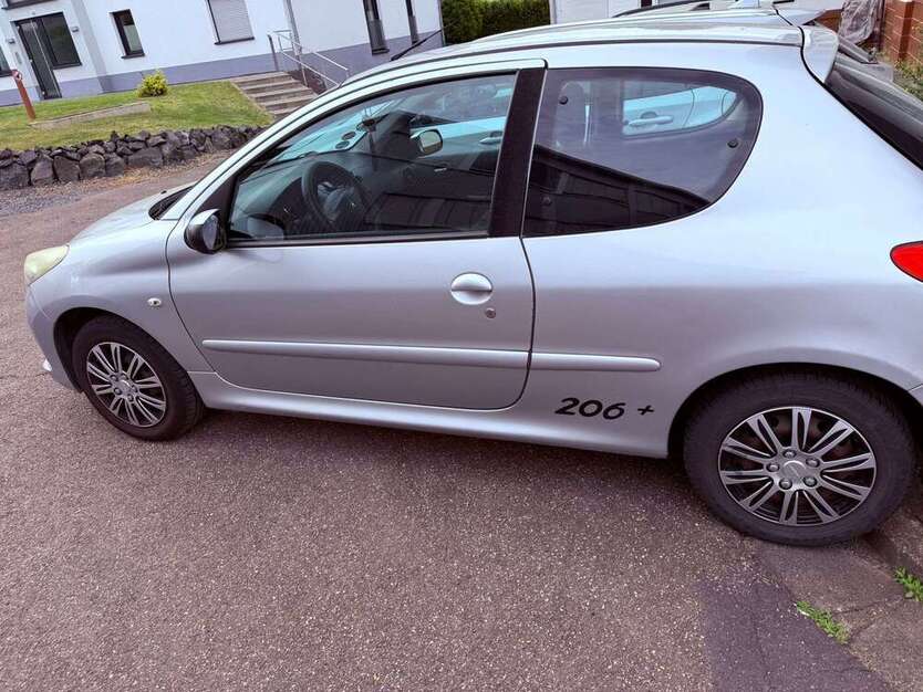 Peugeot 206 250.000 km 2.000 € Hattersheim 65795