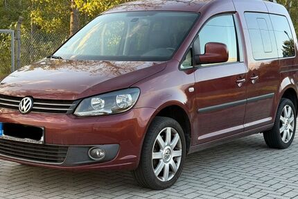 VW Caddy 178.000 km 9.500 &euro; Beeskow 15848