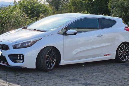 Kia ceed / Ceed 84.000 km 9.590 € Runkel 65594