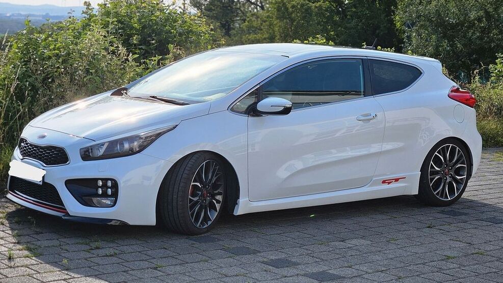 Kia ceed / Ceed 84.000 km 9.590 € Runkel 65594