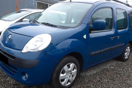 Renault Kangoo 212.000 km 3.300 &euro; Wiehl 51674