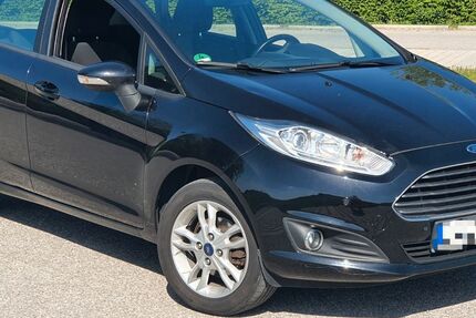 Ford Fiesta 123.750 km 5.500 &euro; Planegg 82152
