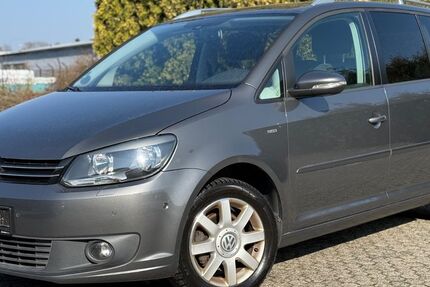 VW Touran 227.000 km 6.950 &euro; Lollar ( bei Gießen ) 35457