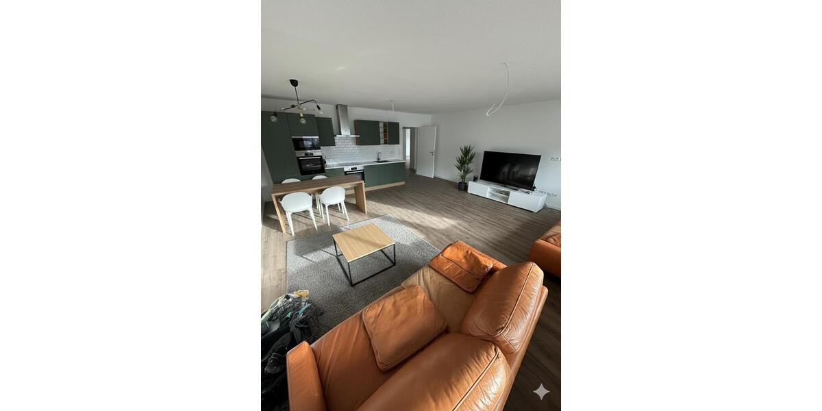 Erdgeschoßwohnung Albstadt - 3 Zimmer, 100 m&sup2;, 950&euro; | Angebot:26022436