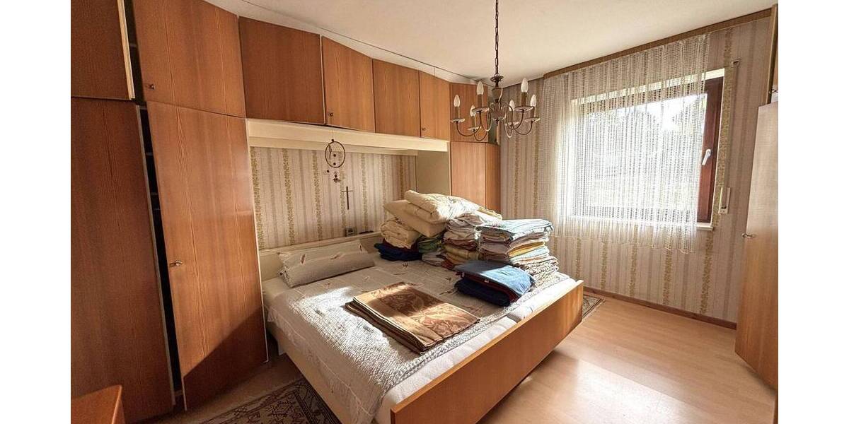 Einfamilienhaus Oberviechtach - 6 Zimmer, 150 m&sup2;, 315.000&euro; | Angebot:26155504