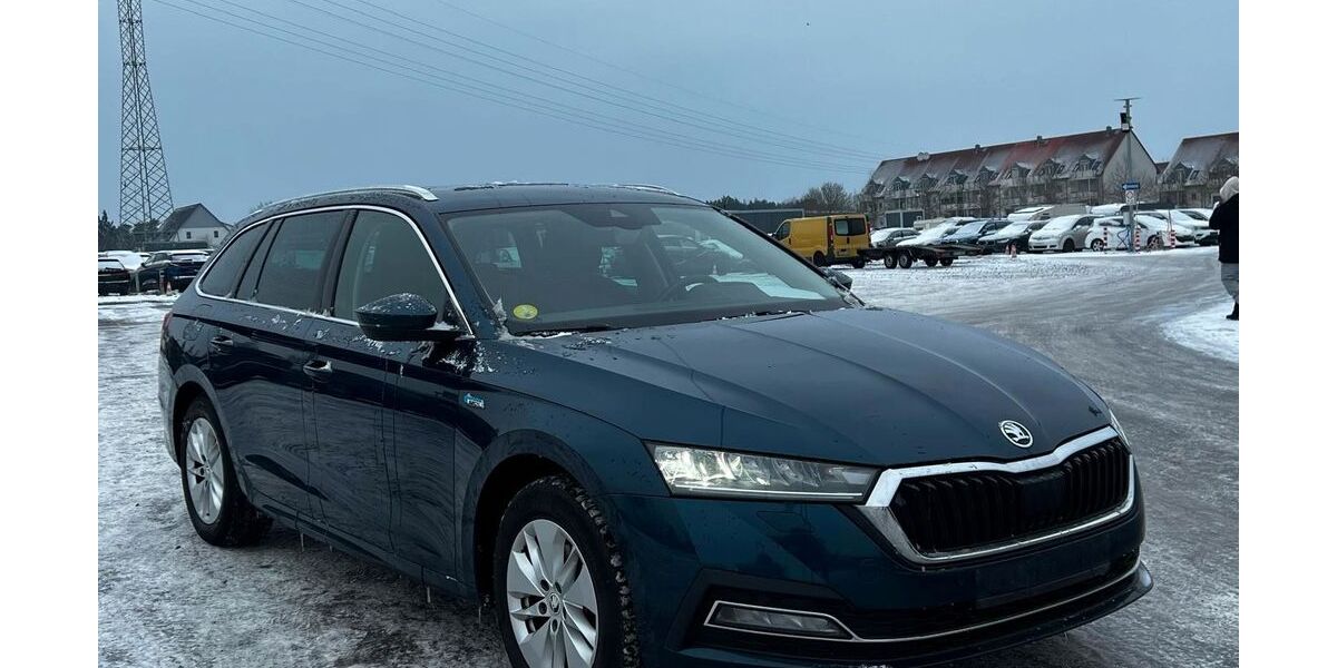 Skoda Octavia 149.000 km 16.300 &euro; Mittenwalde 15749