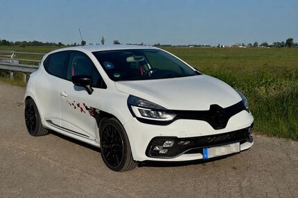 Renault Clio 171.000 km 11.499 &euro; Friedebrug 26446