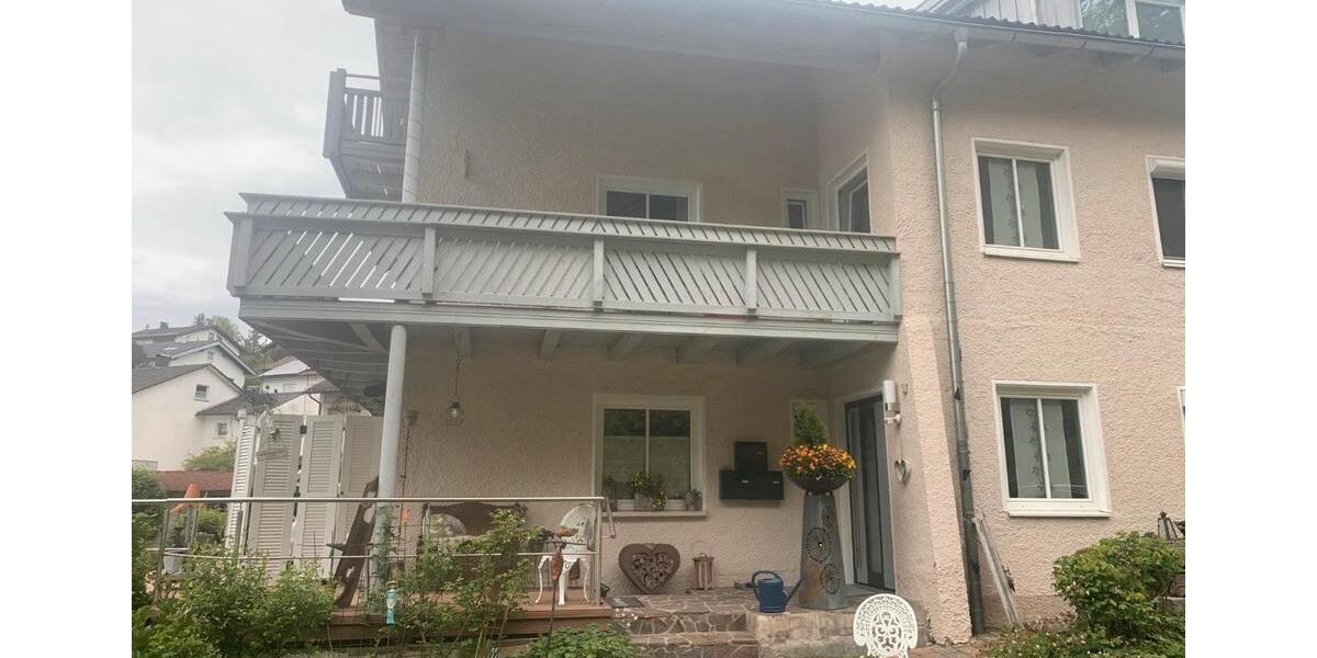 Etagenwohnung Regen - 3 Zimmer, 91 m&sup2;, 950&euro; | Angebot:26644948