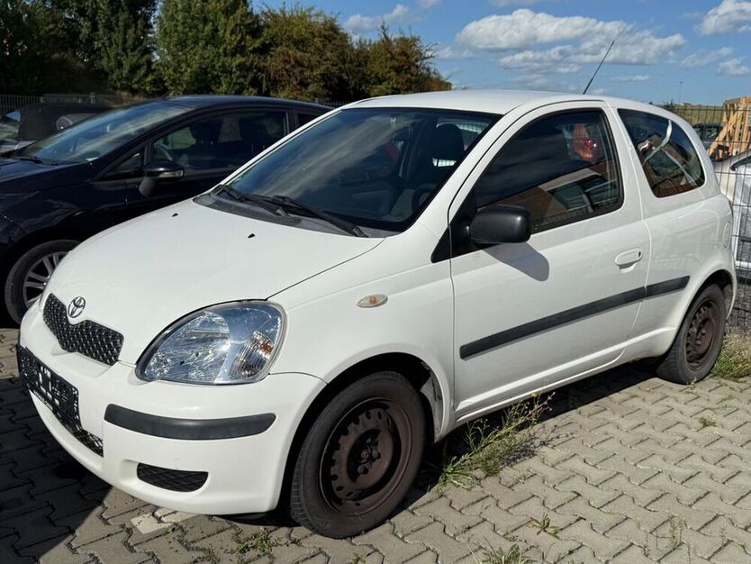 Yaris