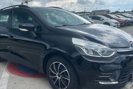 Renault Clio 146.863 km 5.499 &euro; Mittenwalde 15749