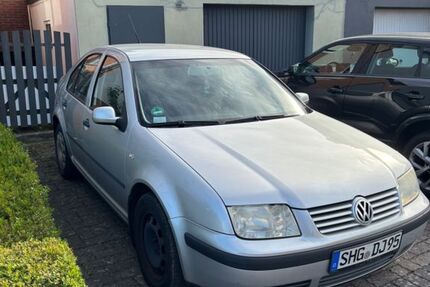 VW Bora 197.000 km 3.250 € Meerbeck 31715