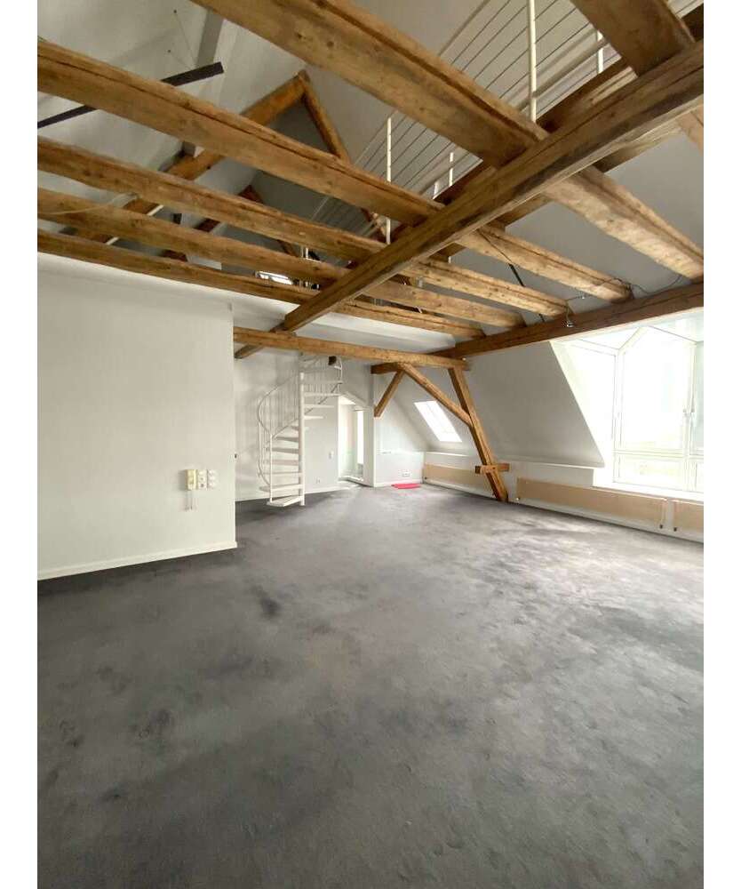 Haus zum Kaufen in Enkenbach Alsenborn 255.000 € 180 m²