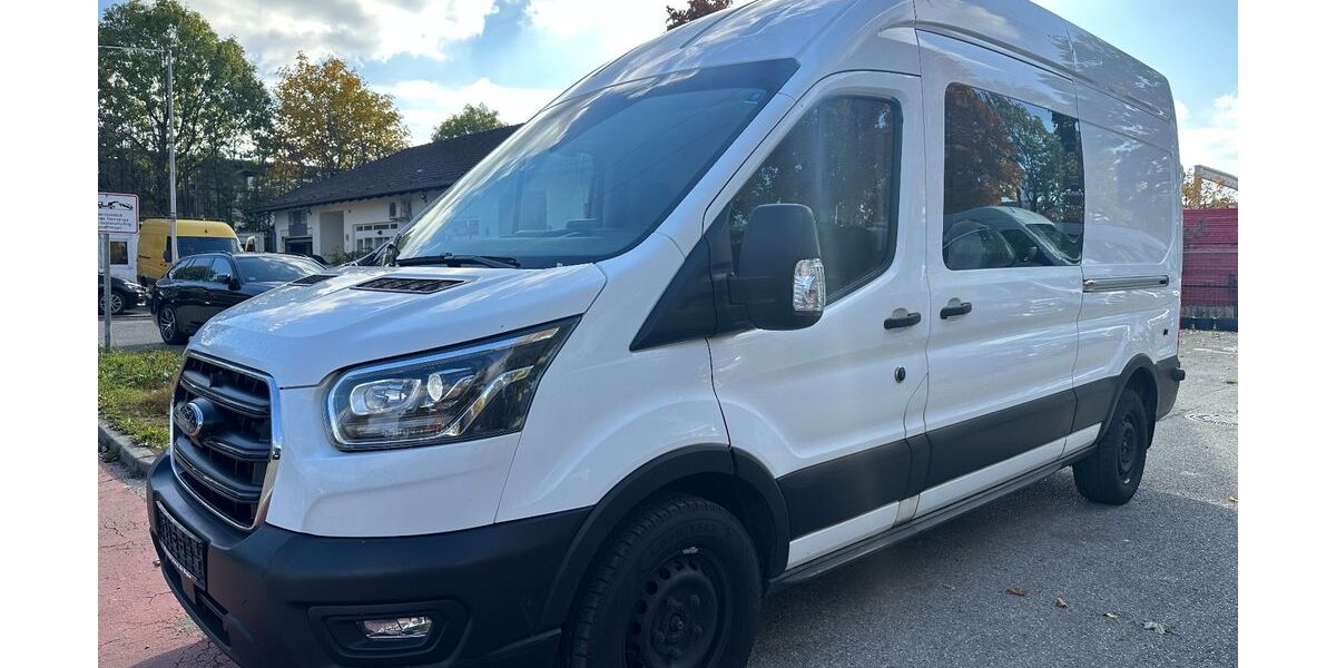 Ford Transit 118.000 km 15.900 &euro; München 81243