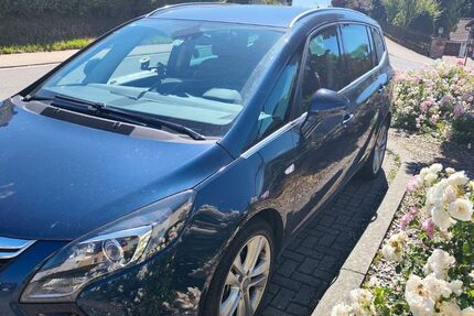 Opel Zafira Tourer 143.000 km 6.100 &euro; Ottweiler 66564