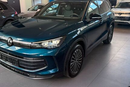 VW Tiguan 26.400 km 34.490 &euro; Tornesch 25436