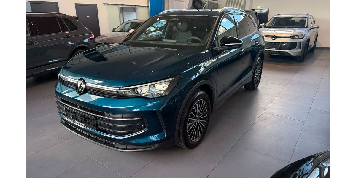VW Tiguan 26.400 km 34.490 &euro; Tornesch 25436