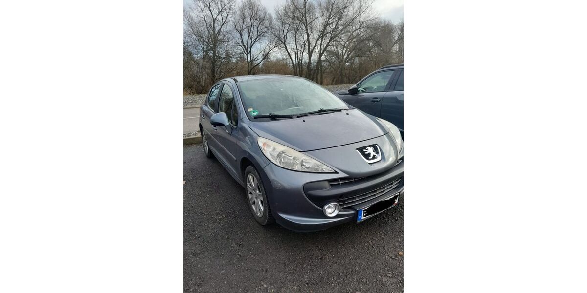 Peugeot 207 170.000 km 1.600 &euro; Blieskastel 66440