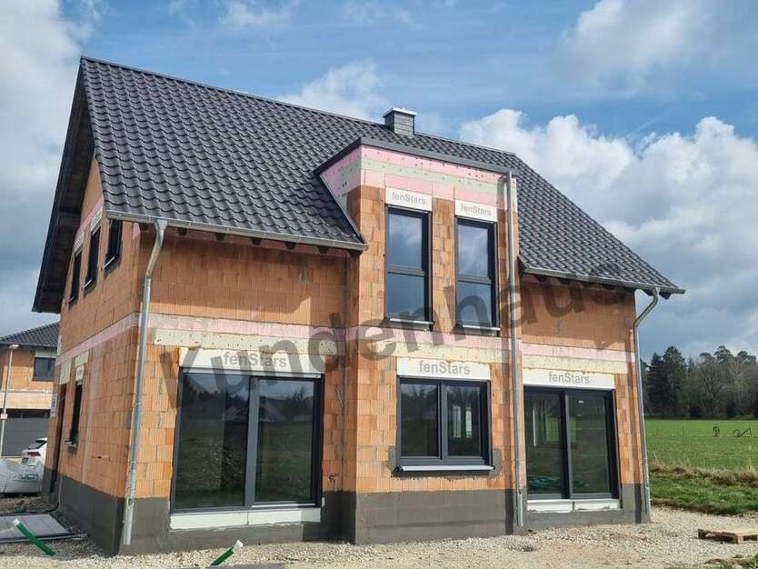 Haus zum Kaufen in Rheinböllen 517.550 € 178 m²