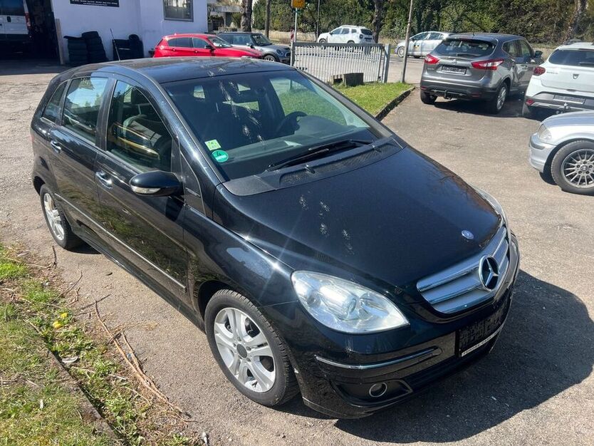 B 200