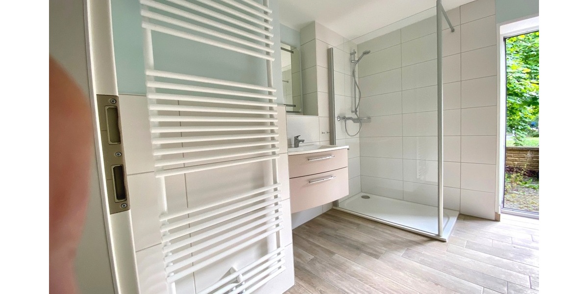 Fachwerkhaus mit 2 Wohnungen und Gewerbe - Mehrfamilienhaus, Wohnhaus Weißenborn/Erzgebirge Erzgebirge | Angebot:26567240