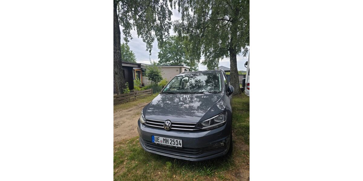 VW Touran 125.000 km 22.700 &euro; Suderburg/Niedrsachsen 29556