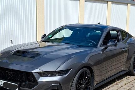 Ford Mustang 9.999 km 56.190 &euro; Magdeburg 39108