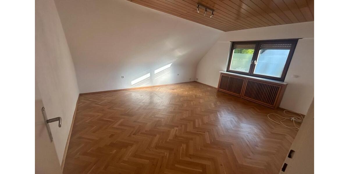 Etagenwohnung Landstuhl - 3 Zimmer, 85 m&sup2;, 800&euro; | Angebot:26374359