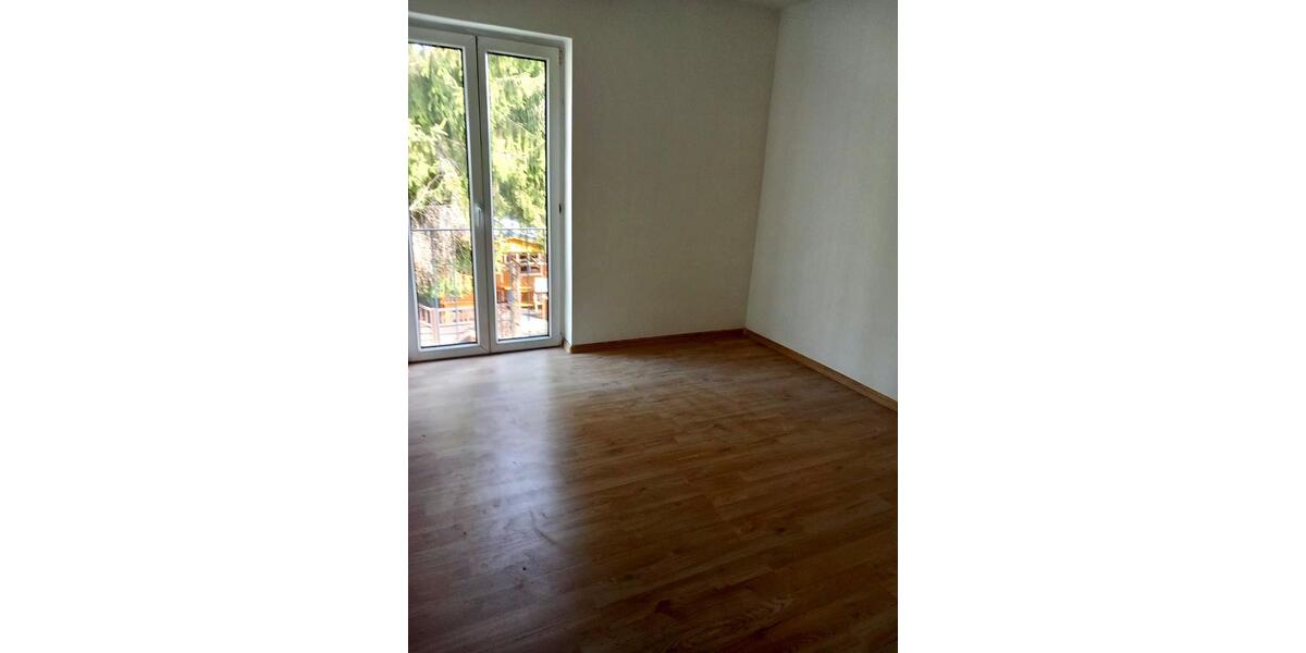 Etagenwohnung Wunsiedel - 3 Zimmer, 75 m&sup2;, 90.000&euro; | Angebot:26186692