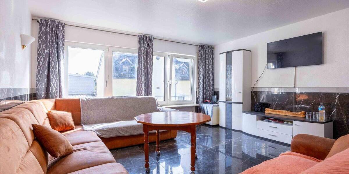 Etagenwohnung Hanau Lamboy - 3 Zimmer, 77 m&sup2;, 249.000&euro; | Angebot:26029093