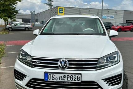VW Touareg 290.000 km 13.200 &euro; Rüsselsheim 65428