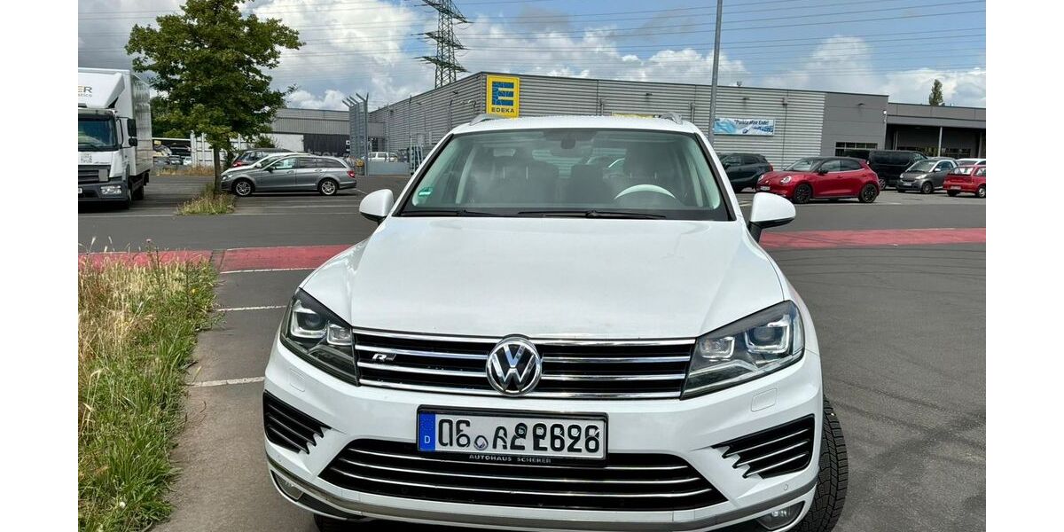 VW Touareg 290.000 km 13.200 &euro; Rüsselsheim 65428