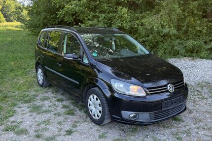 VW Touran 220.000 km 1.600 &euro; Jengen 86860
