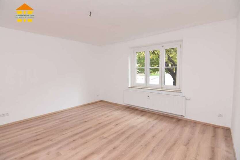 Wohnung zum Mieten in Chemnitz 350 € 60.85 m²