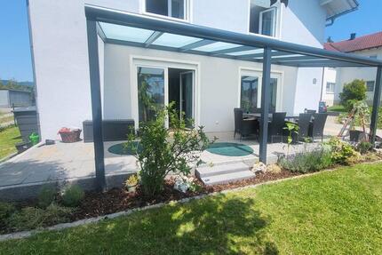 Haus Hengersberg - 7 Zimmer, 230 m&sup2;, 1.600&euro; | Angebot:26357106
