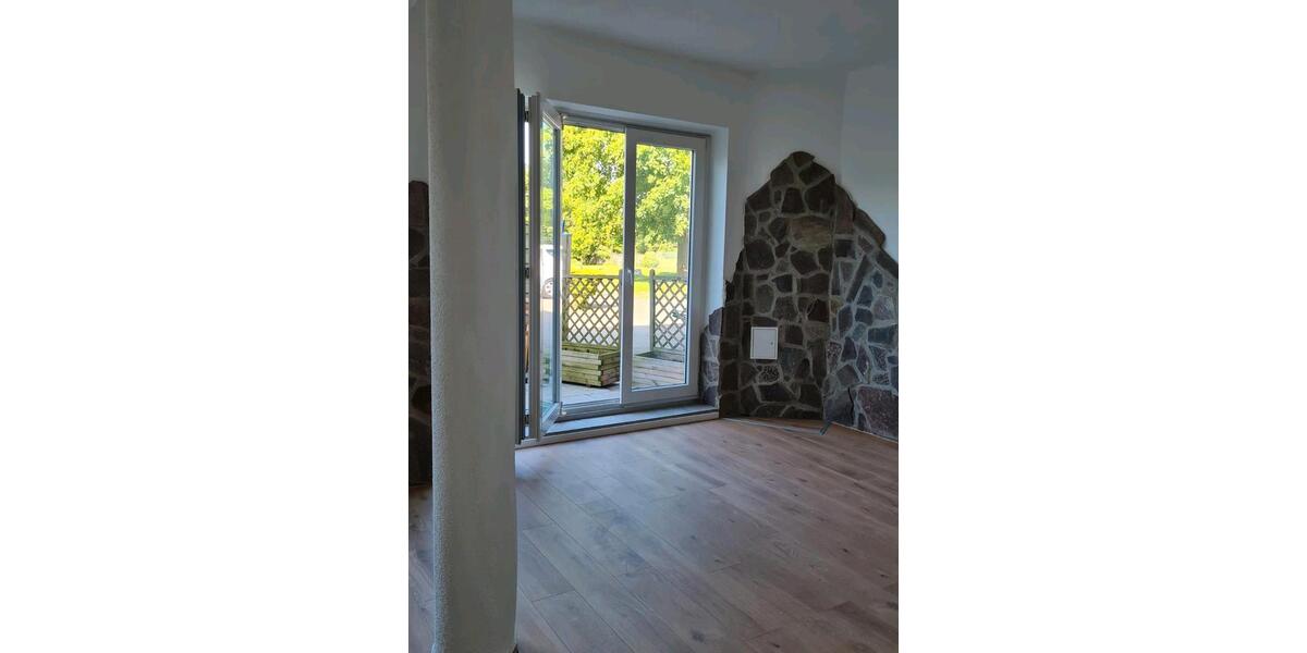 Erdgeschoßwohnung Malchin - 2 Zimmer, 86 m&sup2;, 590&euro; | Angebot:26456346