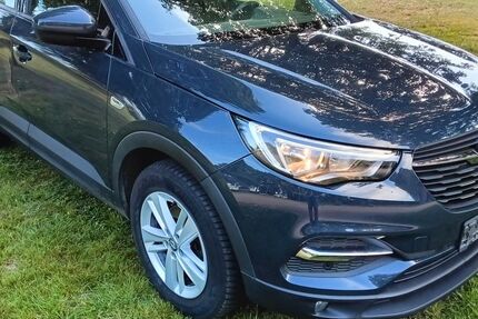 Opel Grandland (X) 99.899 km 7.999 &euro; Loxstedt-Nesse 27612