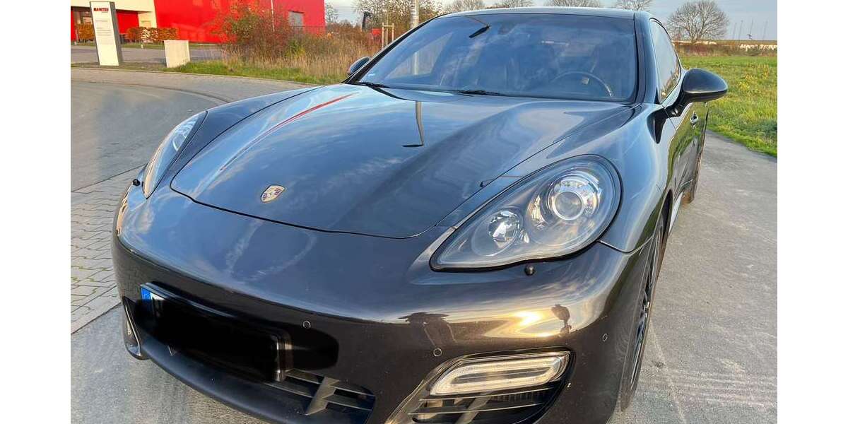 Porsche Panamera 95.600 km 40.000 € Friedrichsdorf 61381