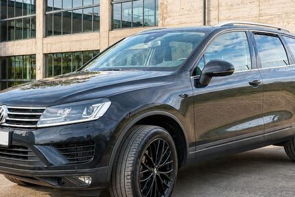 VW Touareg 166.000 km 18.800 &euro; Floh-Seligenthal 98593