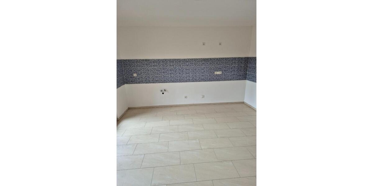 Etagenwohnung Saarbrücken West - 3 Zimmer, 80 m&sup2;, 650&euro; | Angebot:26493820