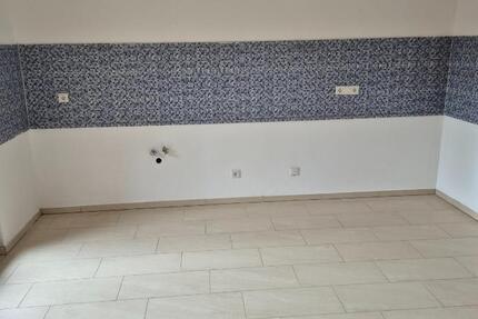 Wohnung Saarbrücken West - 3 Zimmer, 80 m&sup2;, 650&euro; | Angebot:26493820