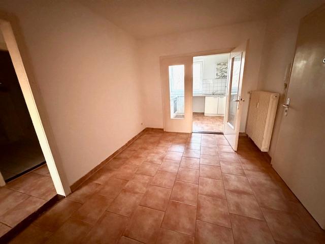 Etagenwohnung Bad Segeberg - 3 Zimmer, 72 m&sup2;, 630&euro; | Angebot:25438308