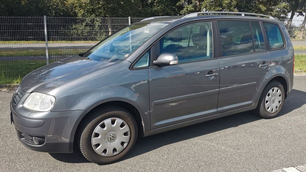 VW Touran 212.858 km 2.450 € Wittmund 26409