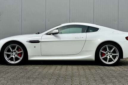 Aston Martin V8 39.990 km 48.900 &euro; Wietmarschen 49835