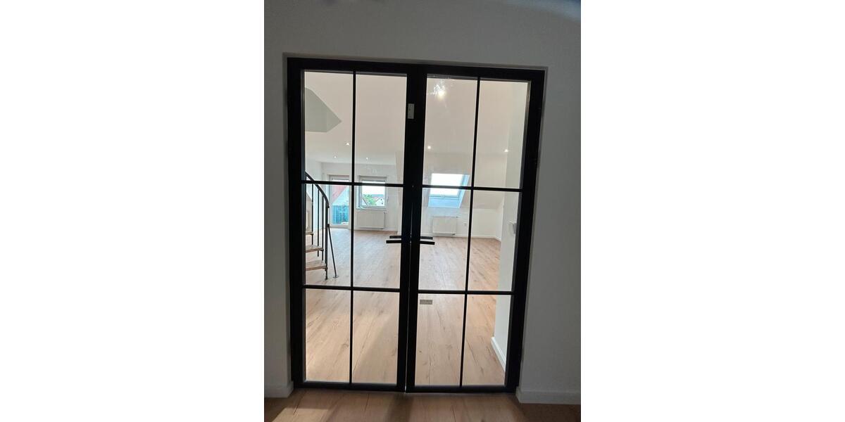 Maisonettenwohnung Bad Neustadt an der Saale - 5 Zimmer, 151 m&sup2;, 1.480&euro; | Angebot:26525646