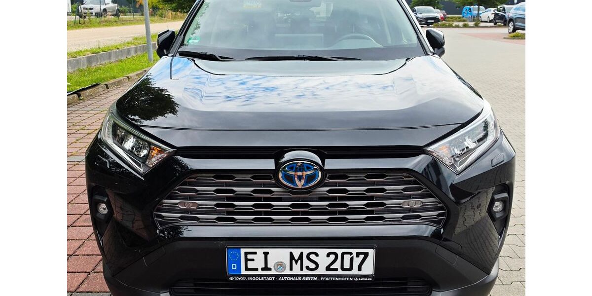 Toyota RAV 4 12.600 km 38.850 &euro; Reichertshofen 85084